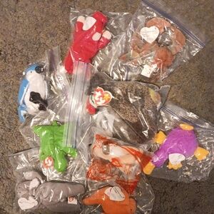 Vintage Colorful Beanie Baby Plush Toy 8 Piece Collection
